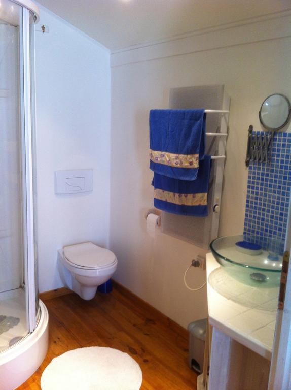 La Petite Maison Crezieres Room photo